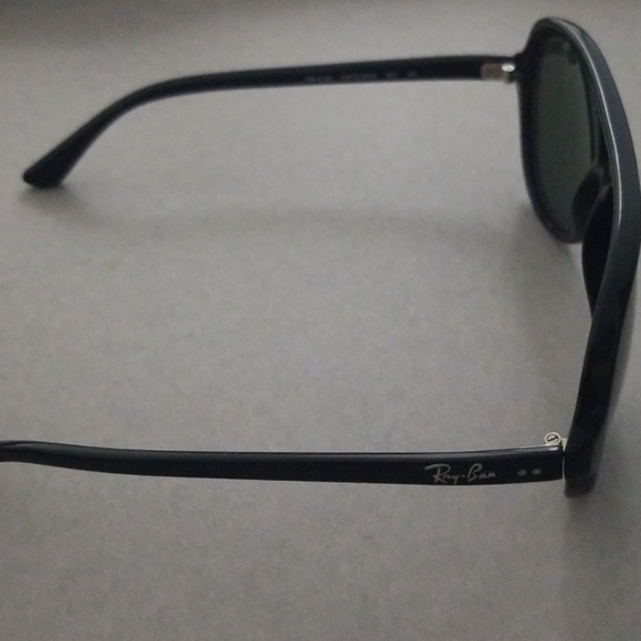 Ray ban sunglasses - Picture 2 of 6
